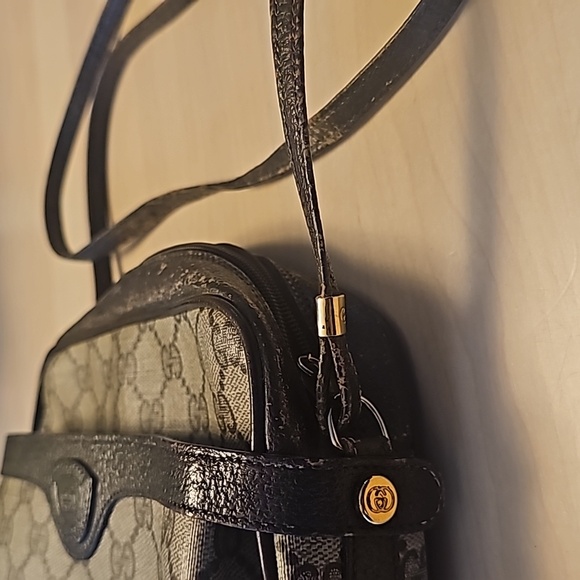 Gucci Beige and Brown Crossbody Bag - Picture 14 of 15